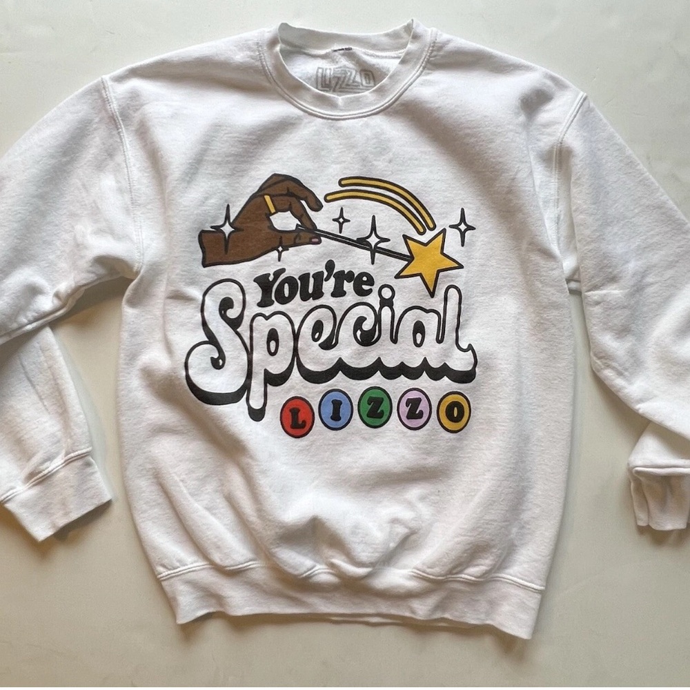 LIZZO You’re Special Sasha Be Fluting Crewneck Sweatshirt White Pullover Medium